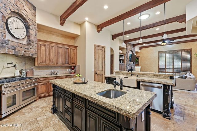 6561 S OAKWOOD Way, Gilbert, AZ 85298