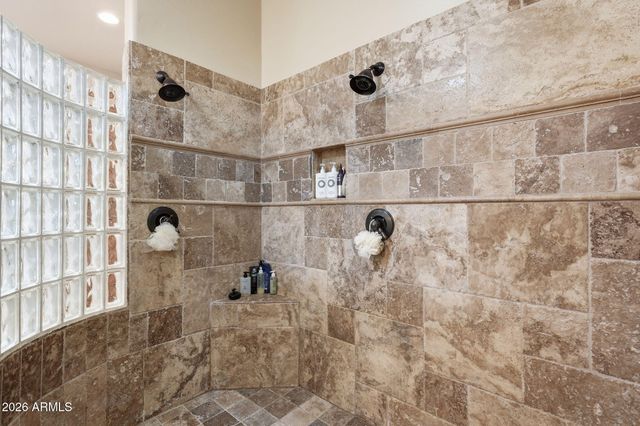 6561 S OAKWOOD Way, Gilbert, AZ 85298