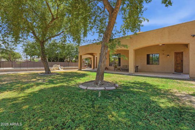 6561 S OAKWOOD Way, Gilbert, AZ 85298