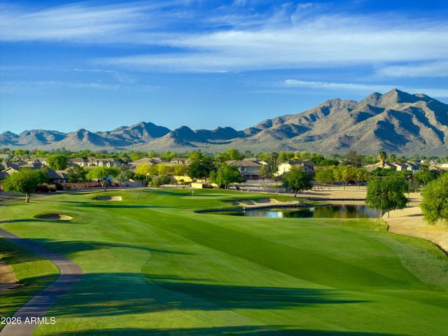 6561 S OAKWOOD Way, Gilbert, AZ 85298