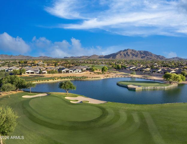 6561 S OAKWOOD Way, Gilbert, AZ 85298