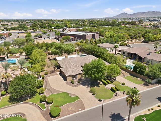 6561 S OAKWOOD Way, Gilbert, AZ 85298