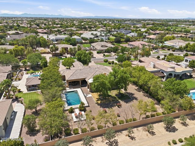 6561 S OAKWOOD Way, Gilbert, AZ 85298
