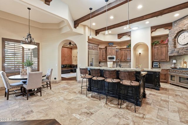 6561 S OAKWOOD Way, Gilbert, AZ 85298