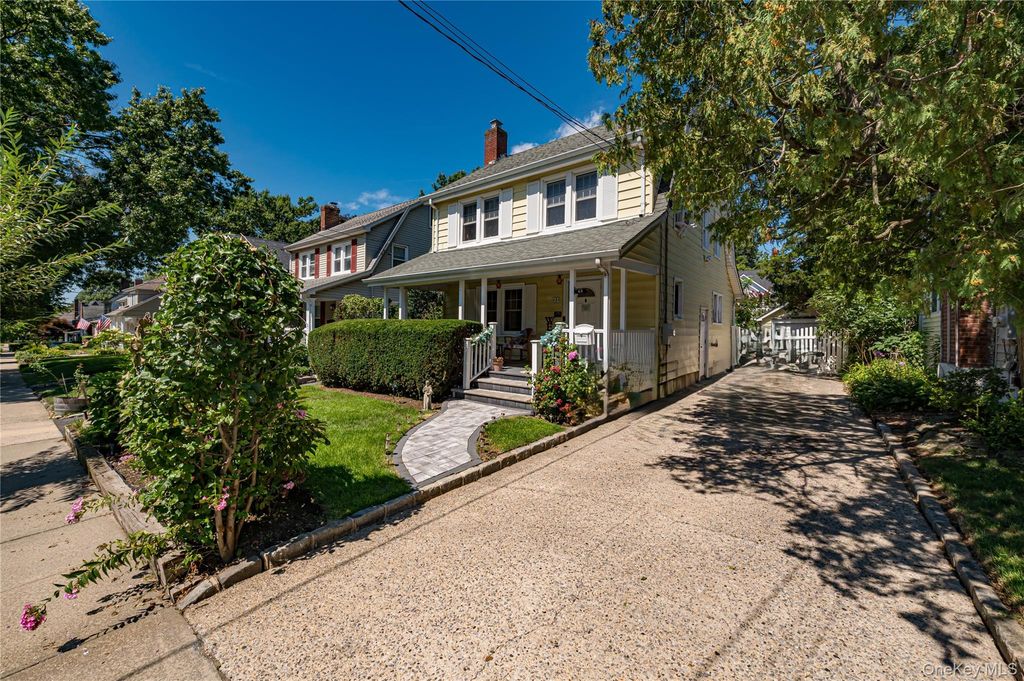 69 Bar Beach Road, Port Washington, NY 11050 — photo 2