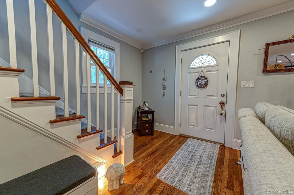 69 Bar Beach Road, Port Washington, NY 11050 — photo 5