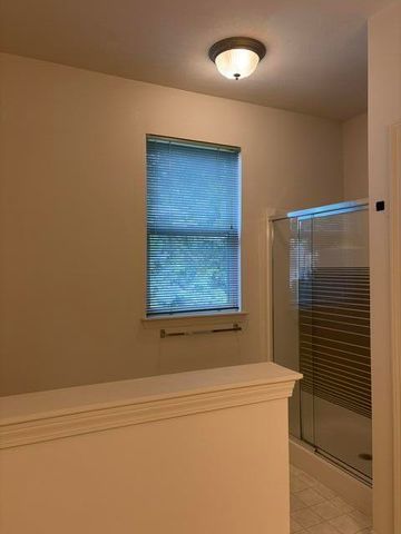 1452 Fox Pointe Circle, Ann Arbor, MI 48108