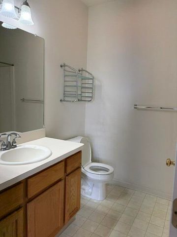 1452 Fox Pointe Circle, Ann Arbor, MI 48108