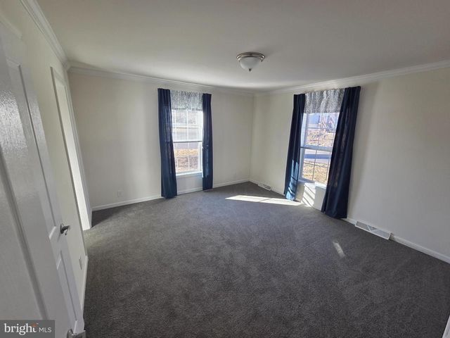 2 ESTHER DR, Quakertown, PA 18951