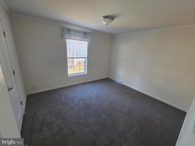 2 ESTHER DR, Quakertown, PA 18951