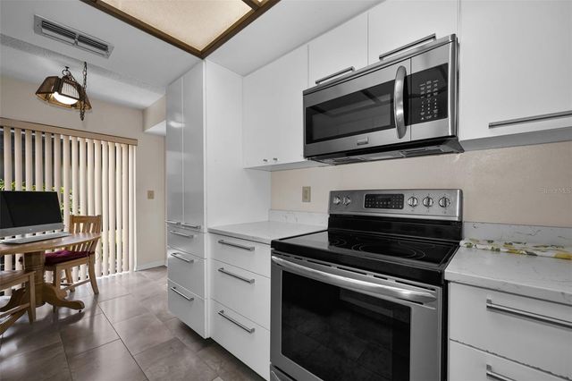 3165 LANDMARK DRIVE 711, Clearwater, FL 33761