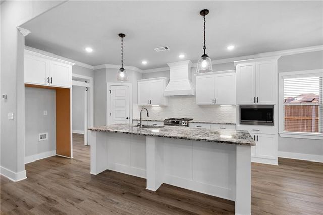 3306 SW Rosemont Avenue, Bentonville, AR 72713