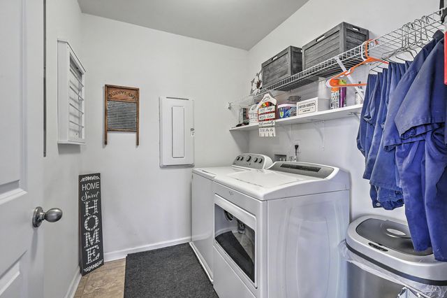 462 Spectrum Road, Summerville, SC 29486