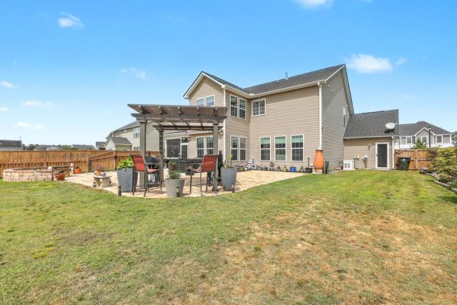 462 Spectrum Road, Summerville, SC 29486