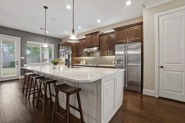 75 W Sawyer Ridge Drive, Spring, TX 77389