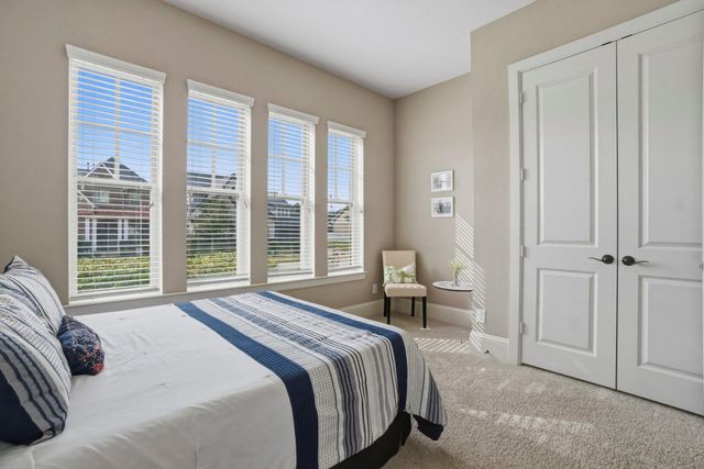 75 W Sawyer Ridge Drive, Spring, TX 77389