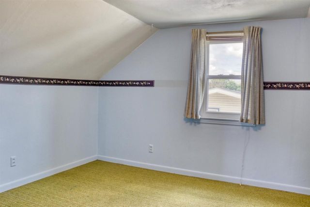 921 W WEILAND AVENUE, Appleton, WI 54914