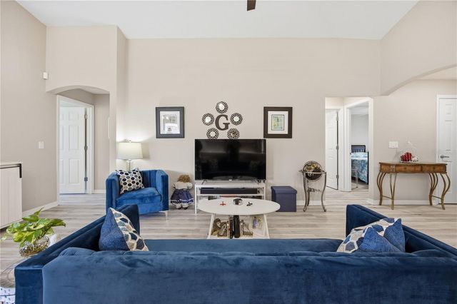 9020 SE 42ND COURT, Ocala, FL 34480