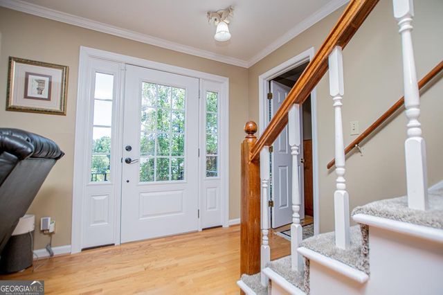 423 N Lakeshore Drive, Carrollton, GA 30117