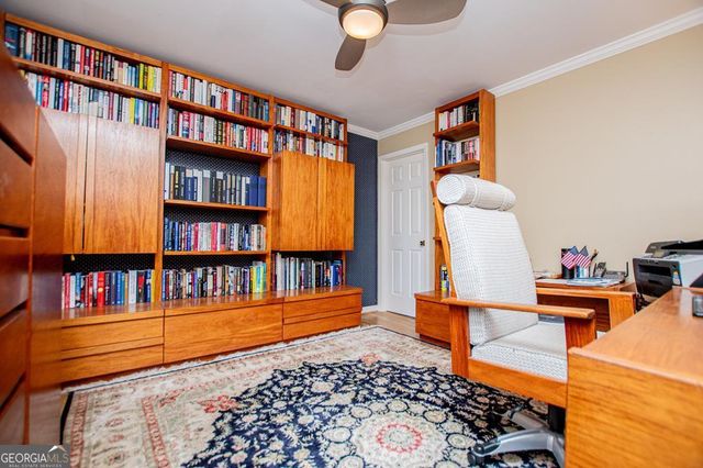 423 N Lakeshore Drive, Carrollton, GA 30117