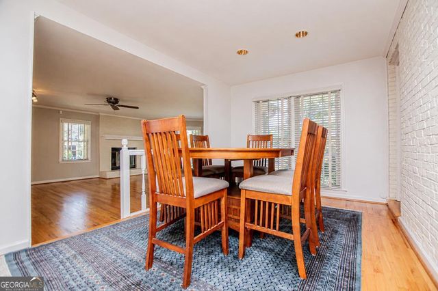 423 N Lakeshore Drive, Carrollton, GA 30117
