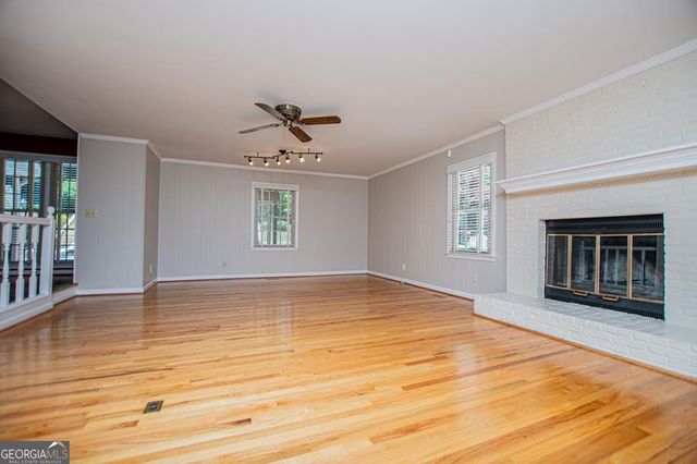 423 N Lakeshore Drive, Carrollton, GA 30117