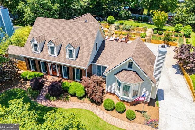 423 N Lakeshore Drive, Carrollton, GA 30117