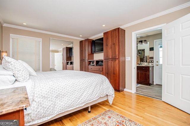 423 N Lakeshore Drive, Carrollton, GA 30117