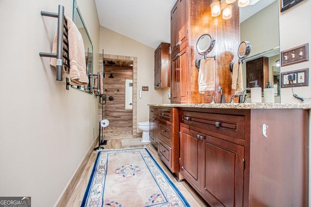 423 N Lakeshore Drive, Carrollton, GA 30117