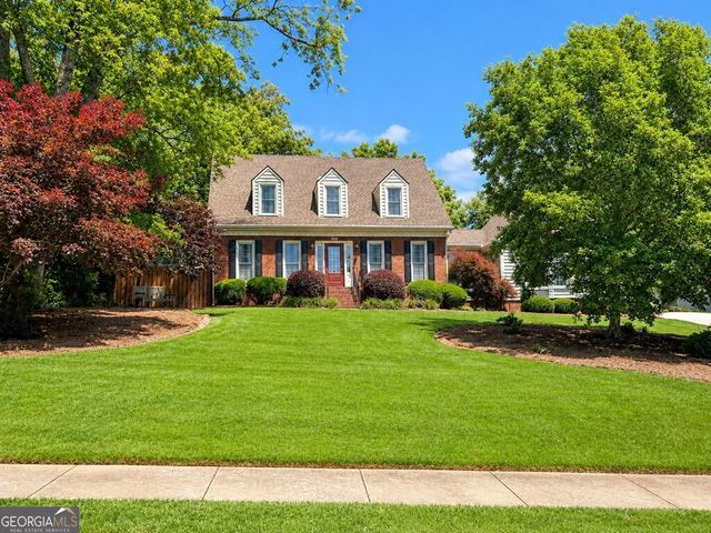 423 N Lakeshore Drive, Carrollton, GA 30117