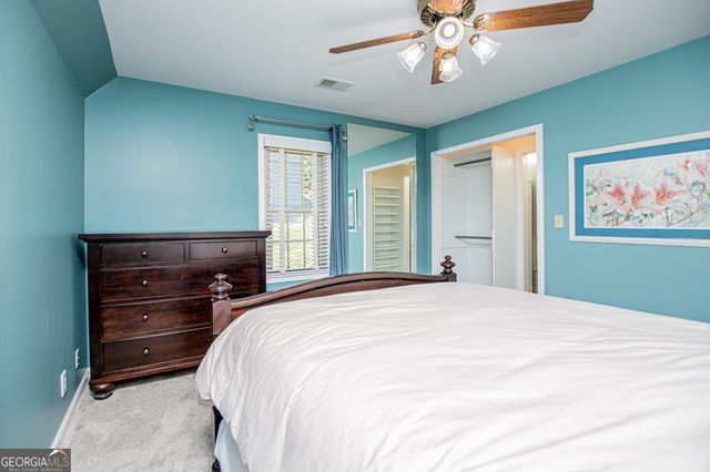 423 N Lakeshore Drive, Carrollton, GA 30117