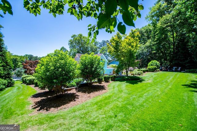 423 N Lakeshore Drive, Carrollton, GA 30117