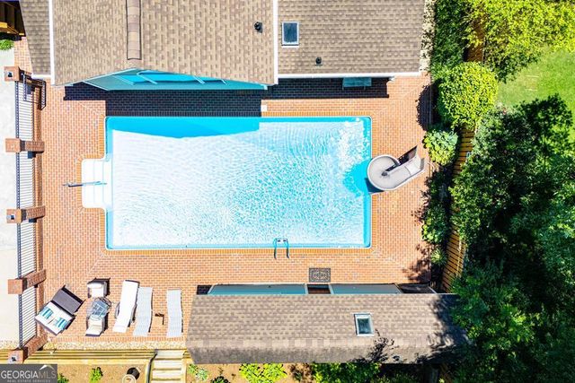 423 N Lakeshore Drive, Carrollton, GA 30117