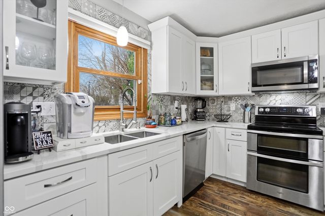 8612 Lockwood Place, Indianapolis, IN 46217