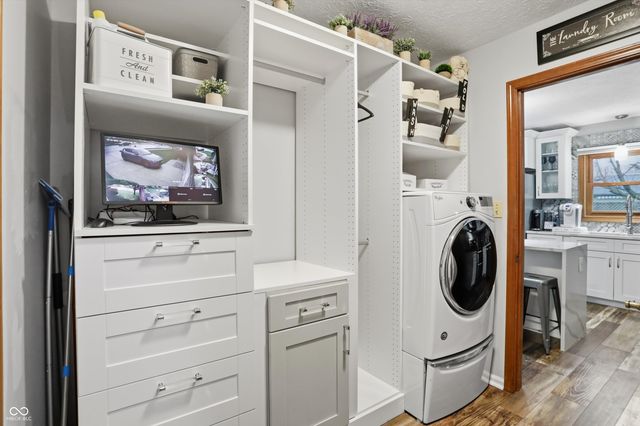 8612 Lockwood Place, Indianapolis, IN 46217