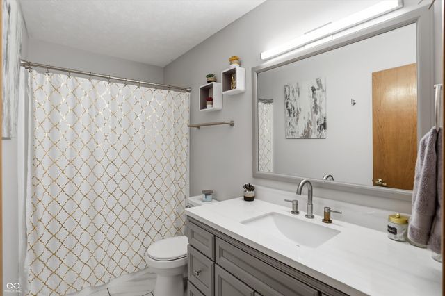 8612 Lockwood Place, Indianapolis, IN 46217