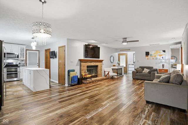 8612 Lockwood Place, Indianapolis, IN 46217