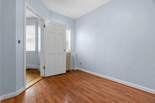 41 Summer St B, Everett, MA 02149