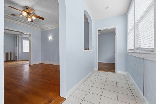 41 Summer St B, Everett, MA 02149