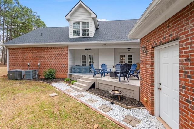 101 Southbend Drive, Carrollton, GA 30116