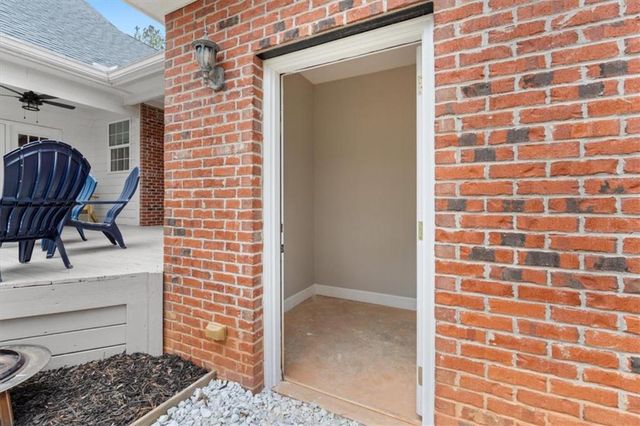 101 Southbend Drive, Carrollton, GA 30116