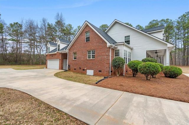 101 Southbend Drive, Carrollton, GA 30116