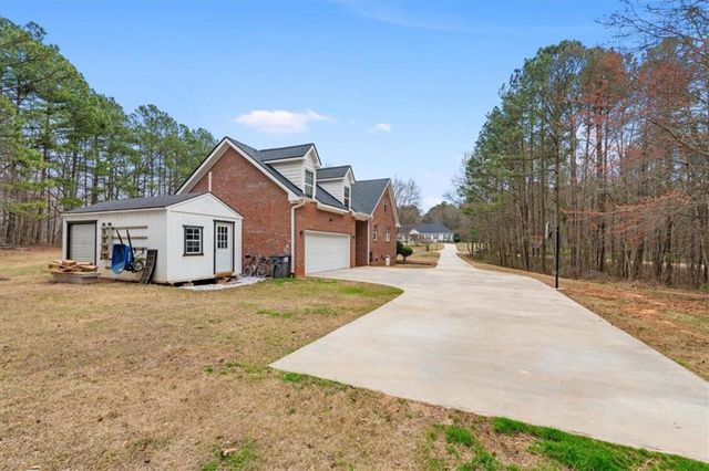 101 Southbend Drive, Carrollton, GA 30116