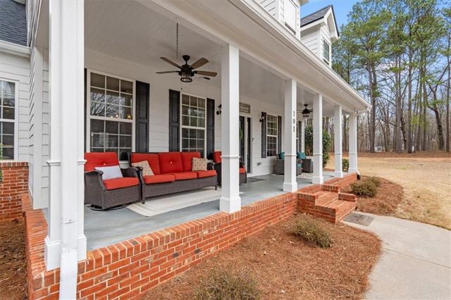 101 Southbend Drive, Carrollton, GA 30116
