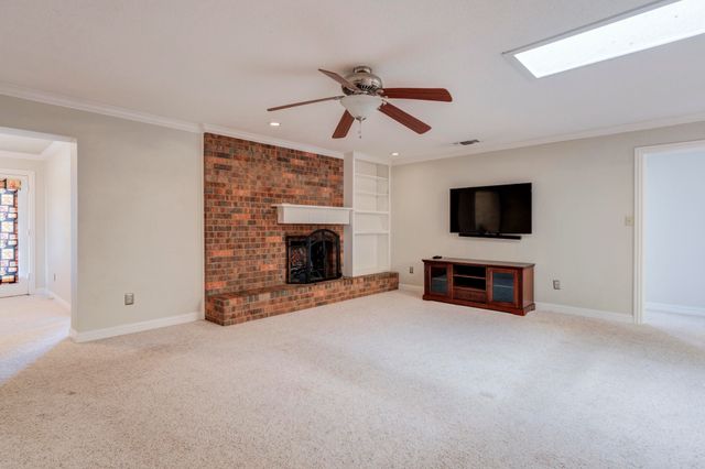 4806 11th Street, Lubbock, TX 79416