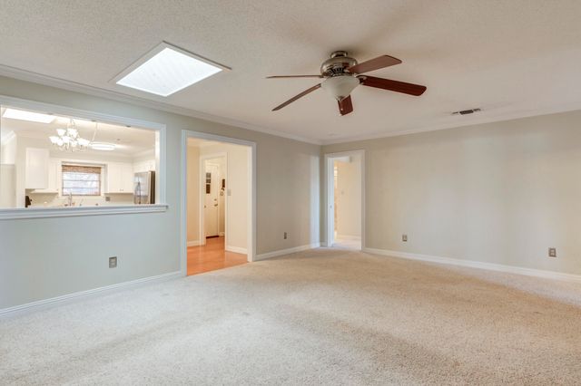 4806 11th Street, Lubbock, TX 79416