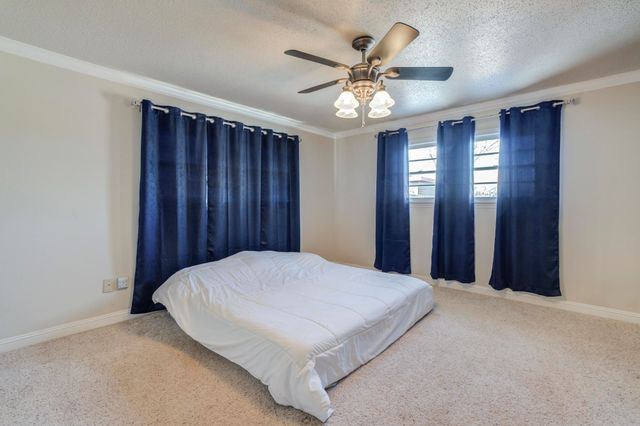 4806 11th Street, Lubbock, TX 79416