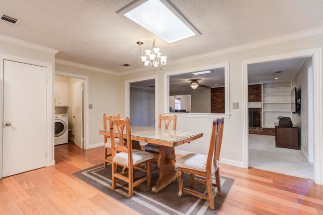 4806 11th Street, Lubbock, TX 79416