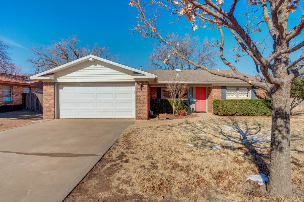 4806 11th Street, Lubbock, TX 79416