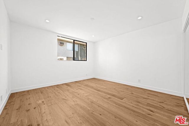 8611 Burton Way 15, Los Angeles, CA 90048
